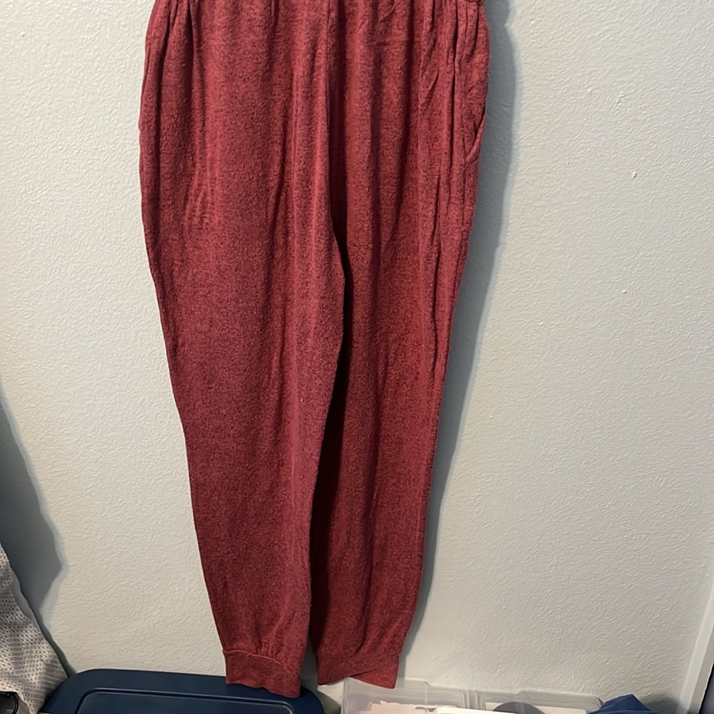 5/$25 | LOFT Heathered Pajama Romper - Picture 7 of 8